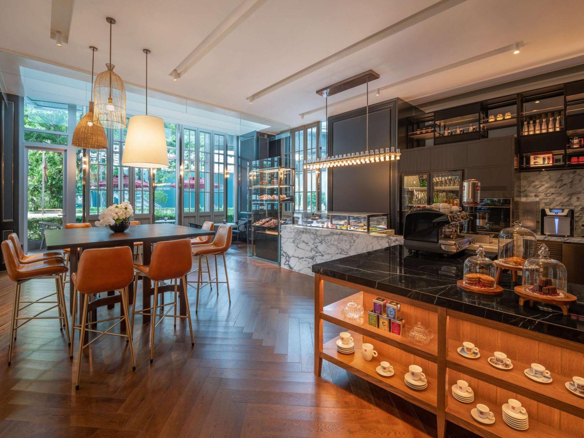 Sofitel Sukhumvit Отель