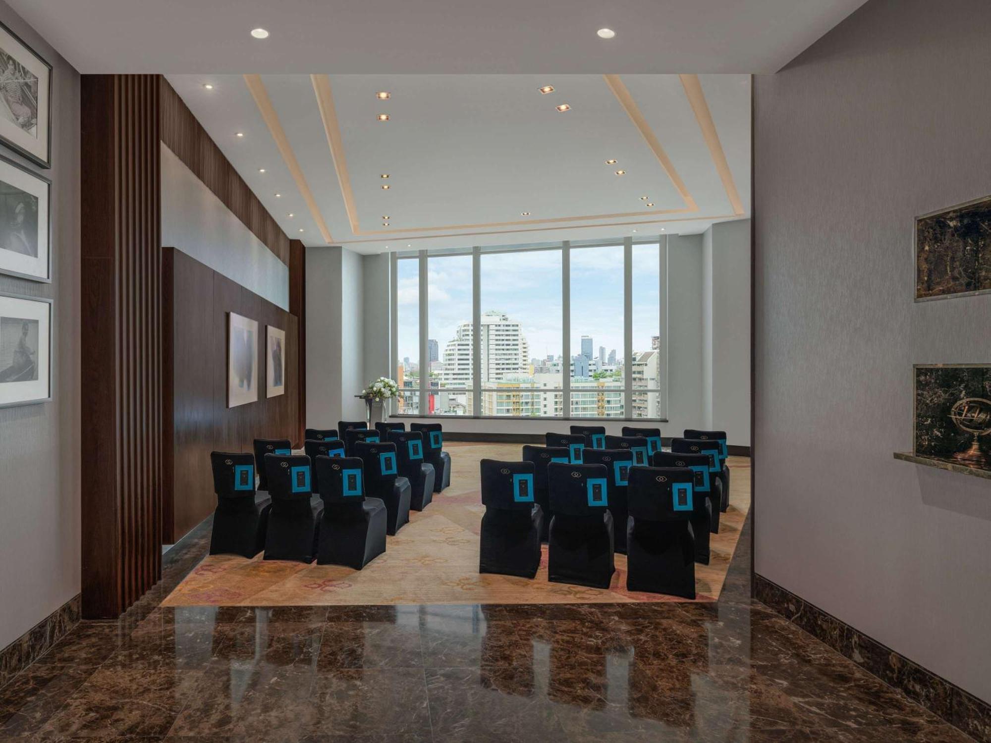 Sofitel Sukhumvit 5* Бангкок